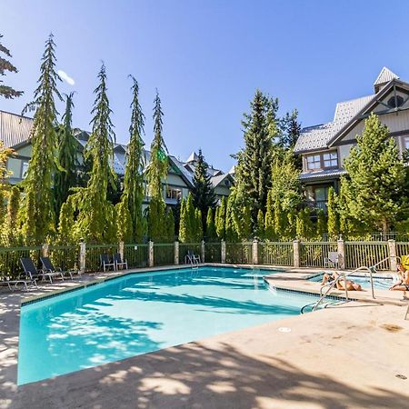 Northstar Aparthotel Whistler Eksteriør bilde